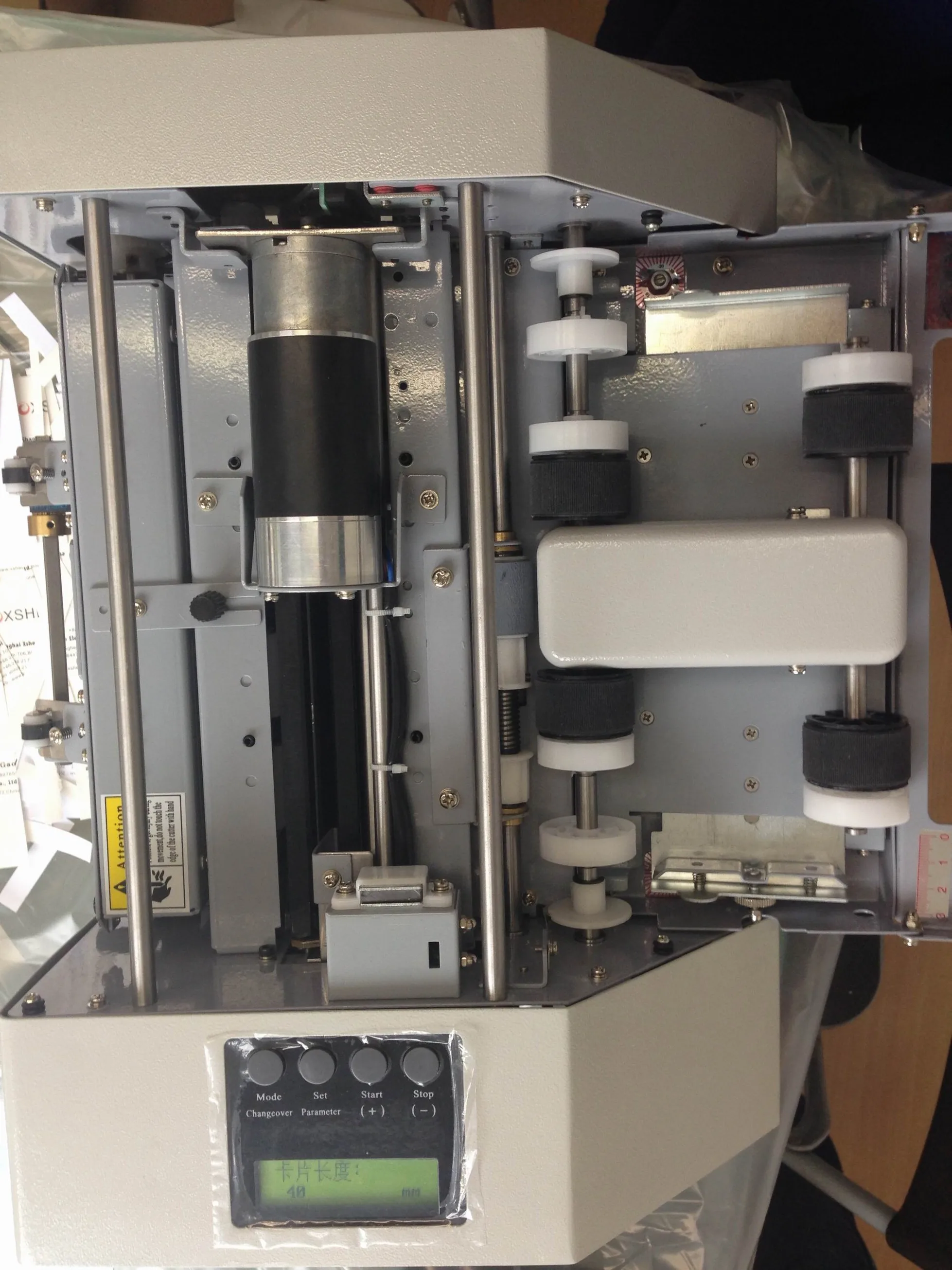 1984 Sim Card Cutter