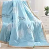 Oferta especial para los primeros puestos: Hojas de arce azul