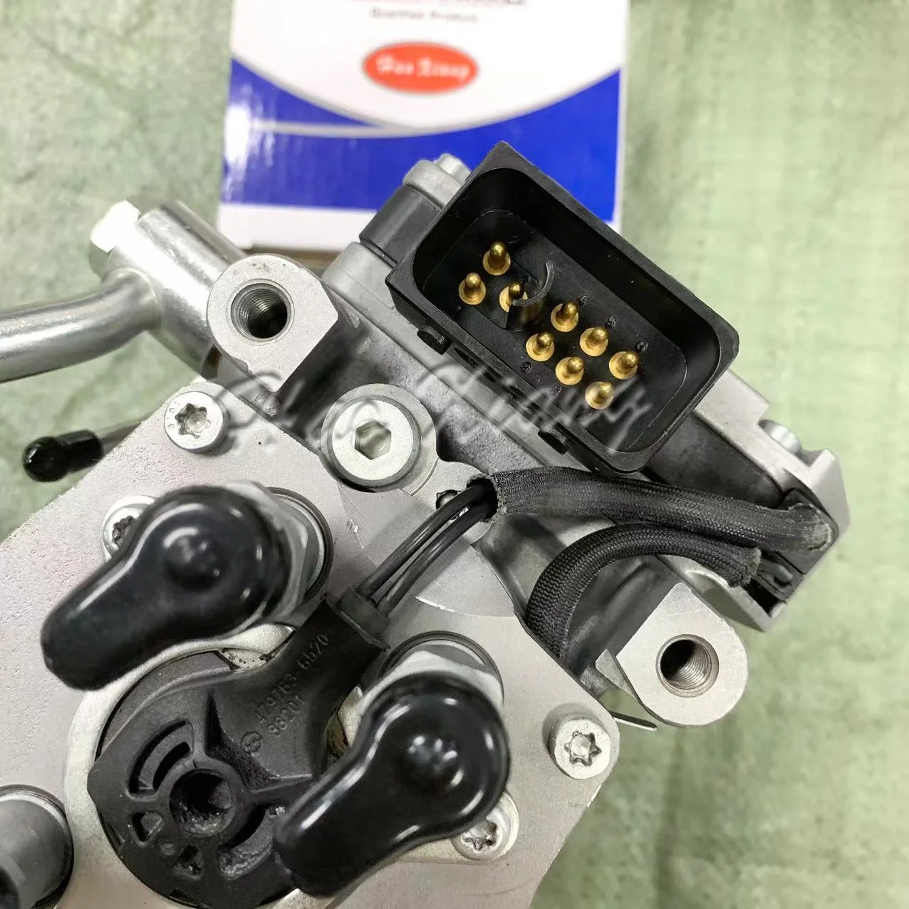 Haoxiang 109341-1024 047504037 - Diesel Fuel Injection Pump
