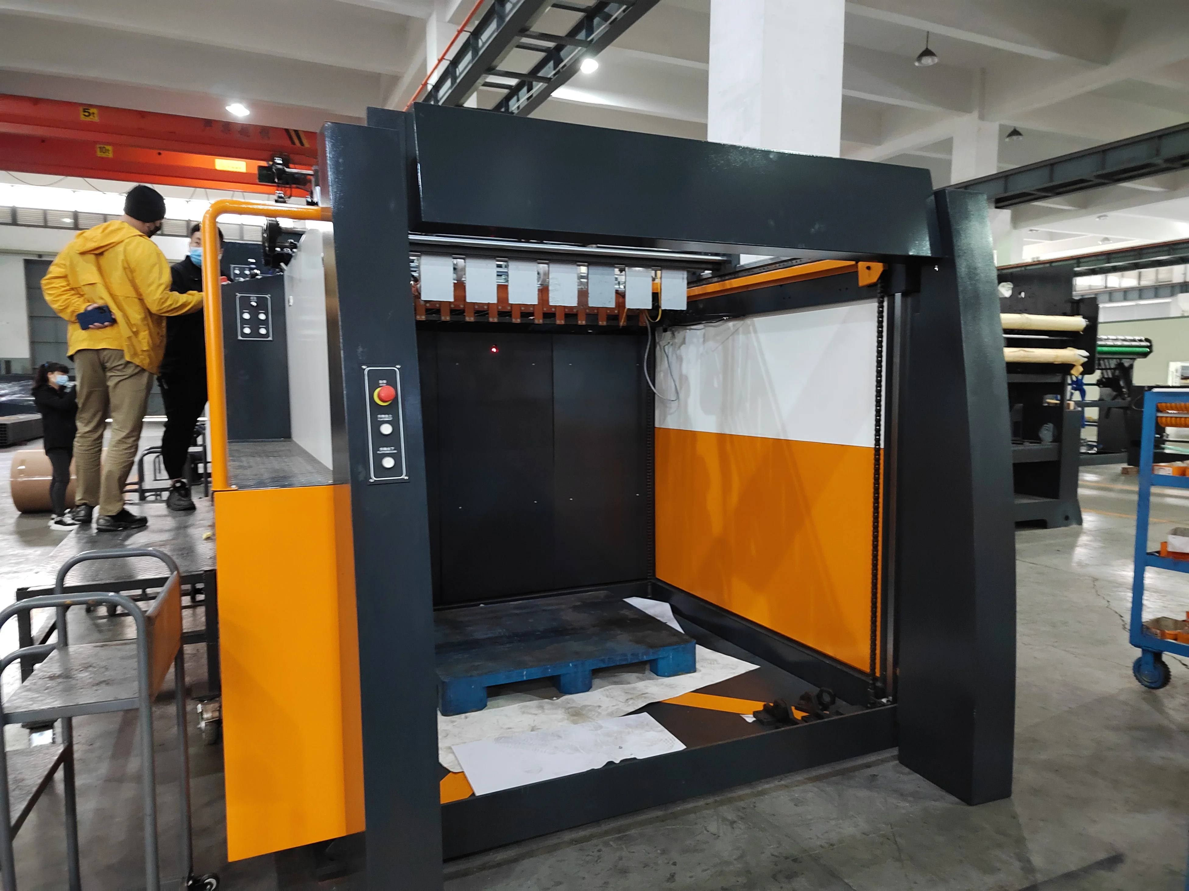 Rotary Paper Cutting Machine - Efficient & Reliable