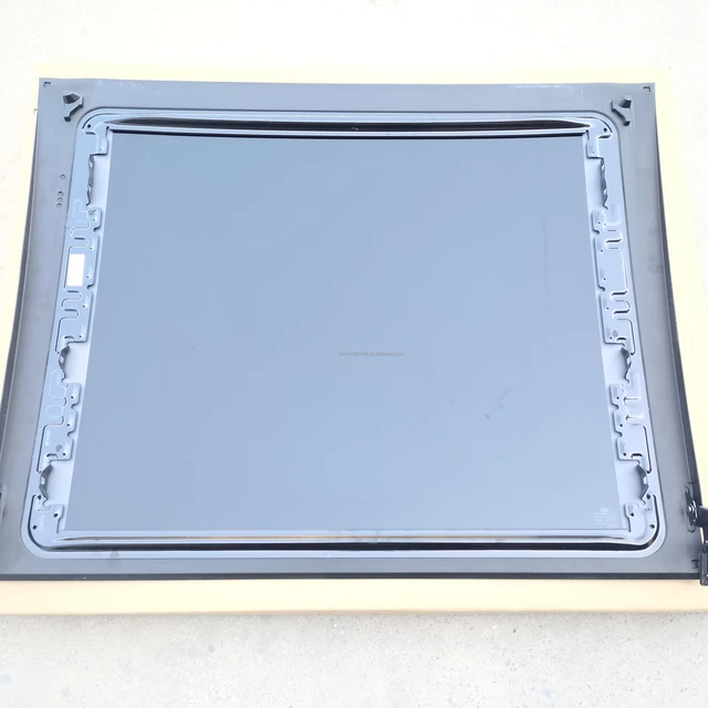 Support Sending Auto Sunroof Car Parts Wholesale Price Limited Stock Retail Glass for Hyundai Auto Sunroof