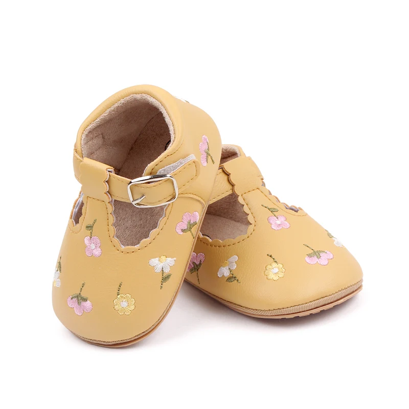 Baby Shies Factory Beautiful Flower Embroidery Soft PU Leather Spring Autumn Baby Toddler Girl Shoes supplier
