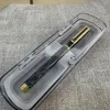 Juego de caja de regalo con tapa transparente.