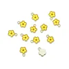 Yellow flower pendant (10pcs)