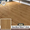 Pavimentazione autoadesiva in Pvc-11, venature del legno, dimensioni 60*60cm
