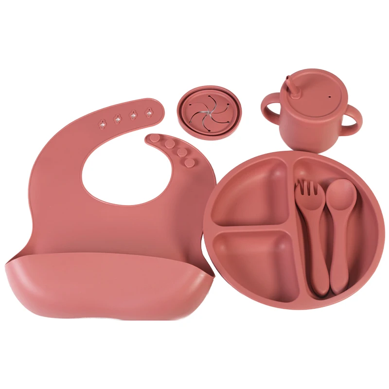 Usine Qualité Supérieure Vente en Gros Ensemble de Repas pour Bébé Plat à Dîner Ronde en Silicone avec Ventouse Tasse Bavoir Cuillère