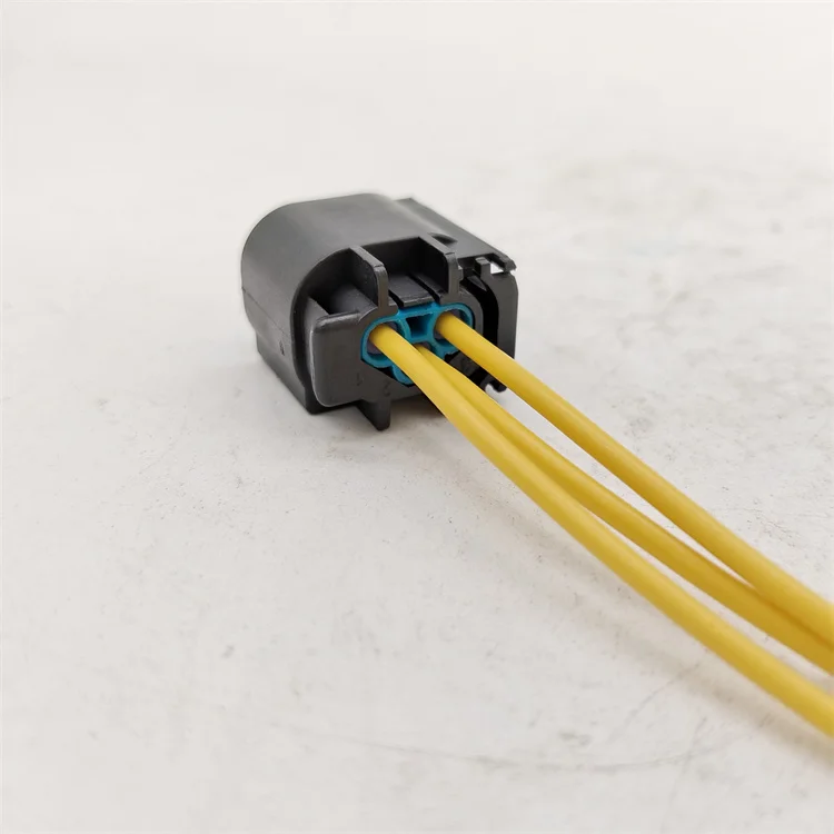 A/C Pressure Switch Connector 61132359998 61138365348 for 2004-2017 BMW E46 E90 E38 E60 E38 E65 Yomi Supply Yomi Wholesale