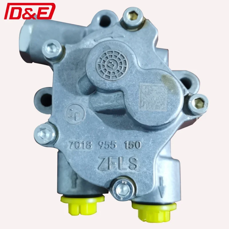 尚 JUNYA WATANABE MAN（ジュンヤワタナベマン）スニーカー 黒