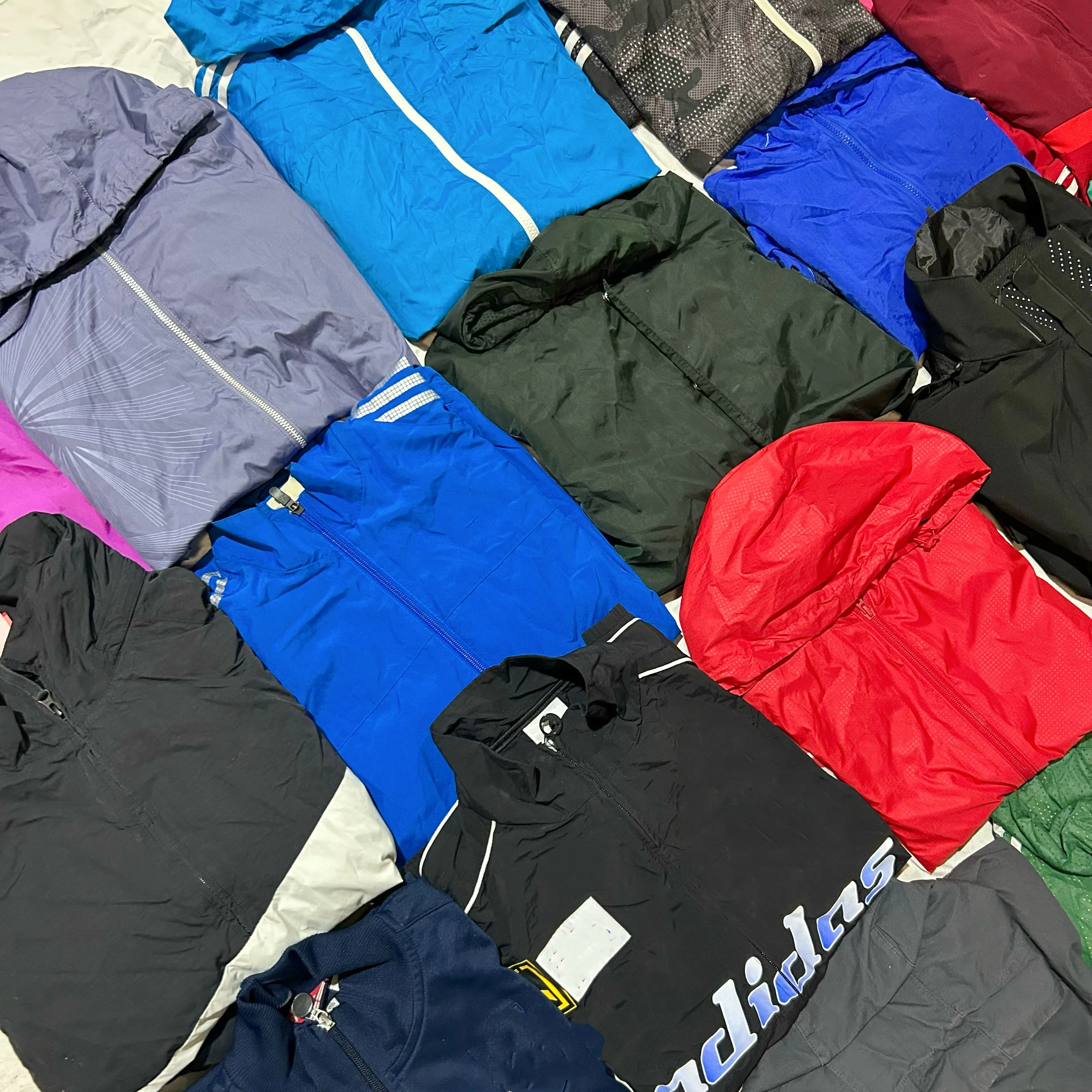 F1 Used Brand Clothes Second Hand Coat Pants T-ShirtFactory Wholesale Quality Assured Used Clothes Bale Apparel