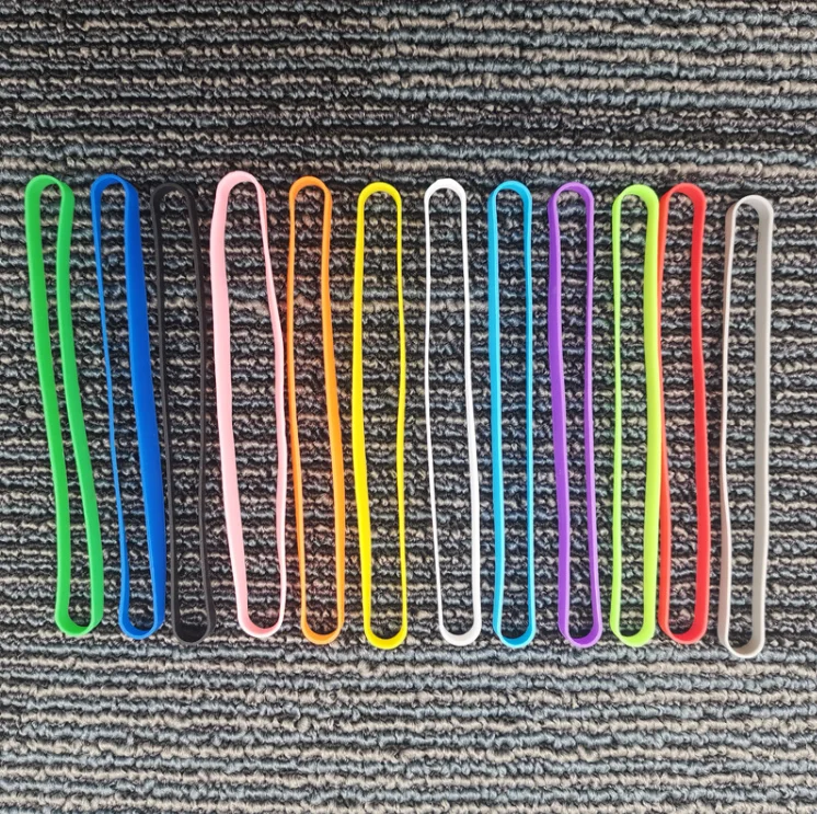 Beach Towel Clips Silicone Rubber Bands Holder Crabber Towel For Beach