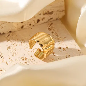 MW 18K Gold Plated Titanium Steel Open Ring Versatile Metallic Stripe Design for Wedding Gift Stainless Steel Index Finger Ring