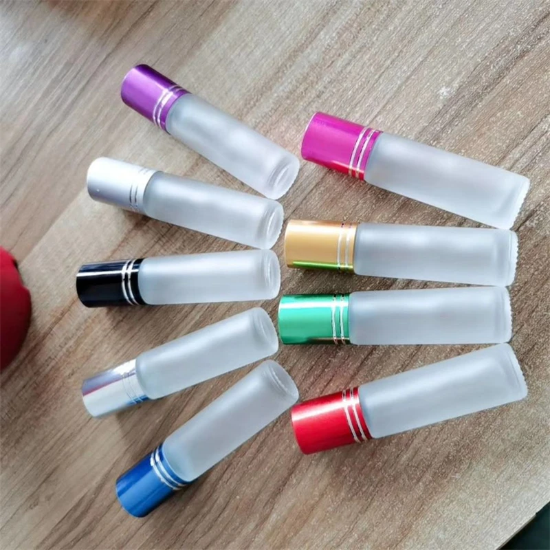 Hot Sale 5ml 10ml 15ml Essential Oil Roll on Glass Bottle with Aluminum Lid and Plastic Steel Roller