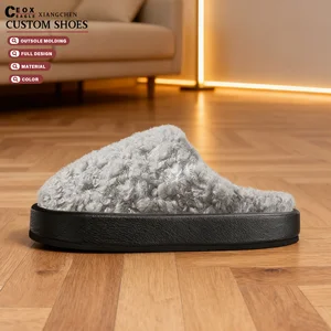 Custom Women's Winter Warm Fluffy Faux Fur Sandals Soft Chaussons En Peluche with Logo House Shoes