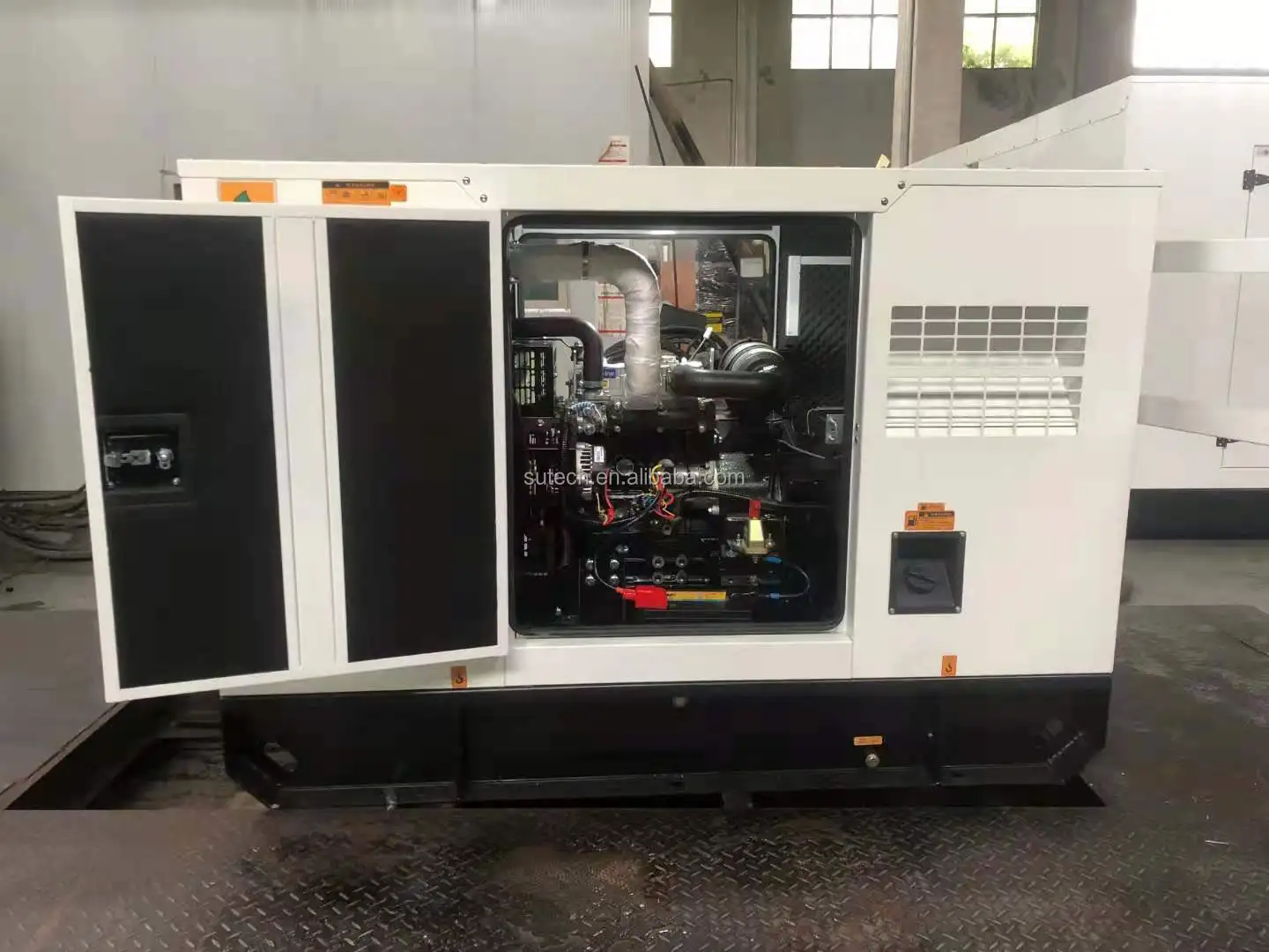 Saltwater Cooled Marine Diesel Generator 10kw 15kw 20kw 25kw Power By Perkins Engine For Boat