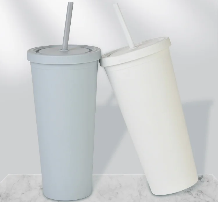 Корейские красочные 22 унции акриловые стаканы пластиковые чашки удобные кружки с соломинкой индивидуальный логотип приемлемый крышкой Современная поддержка