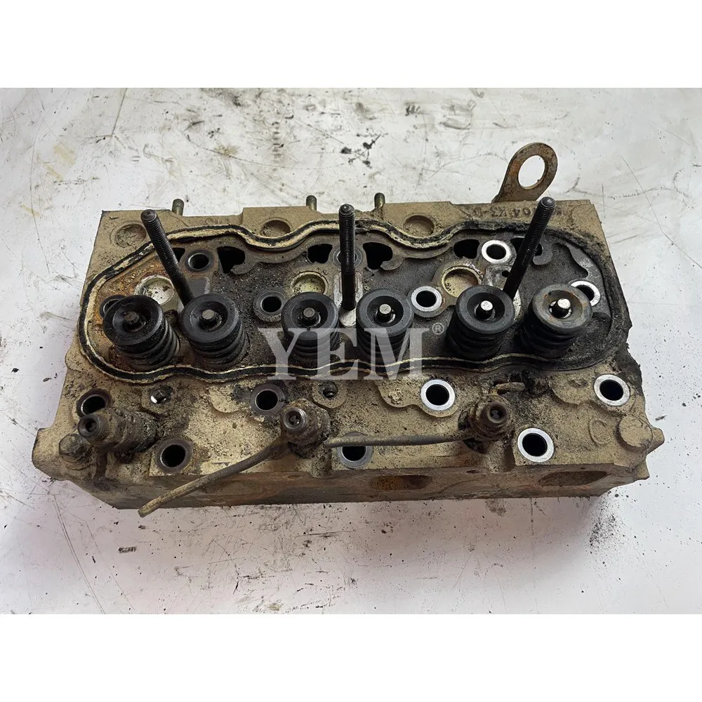 High Suppliers D1703 Used Cylinder Head Assembly for Kubota Cylinder Head Assembly