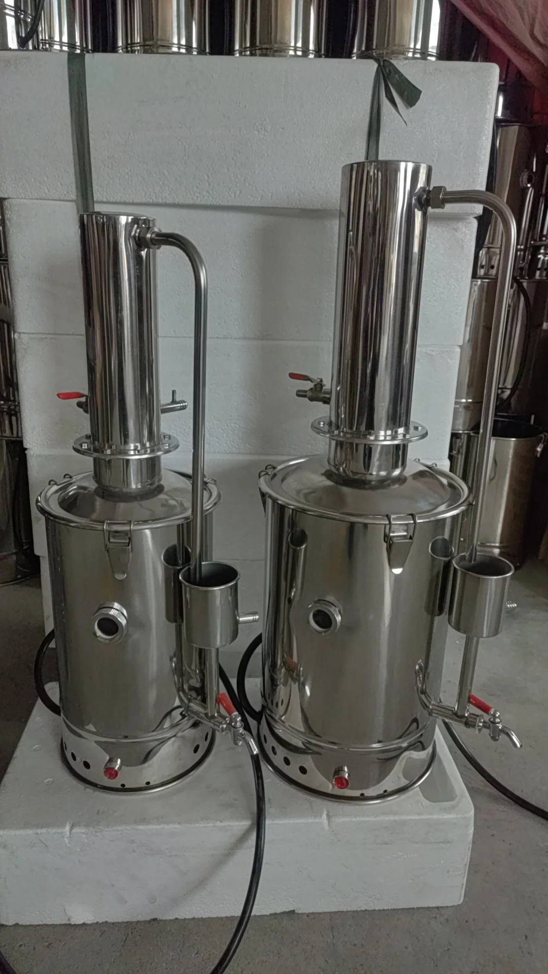 Factory Price Water Distiller 10 Liter Medical Laboratory