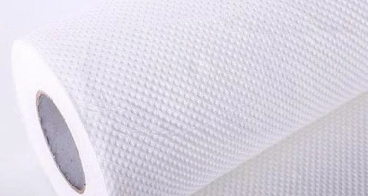 Оптовая продажа китайских автошин 2 одноразовая медицинская маска с тремя складками мягкий белый кухонных бумажных полотенец украшенное мозаикой из драгоценных камней 12 в рулонах