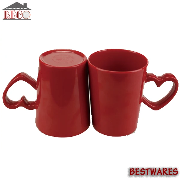 Оптовая продажа пластиковая кружка с красным сердцем