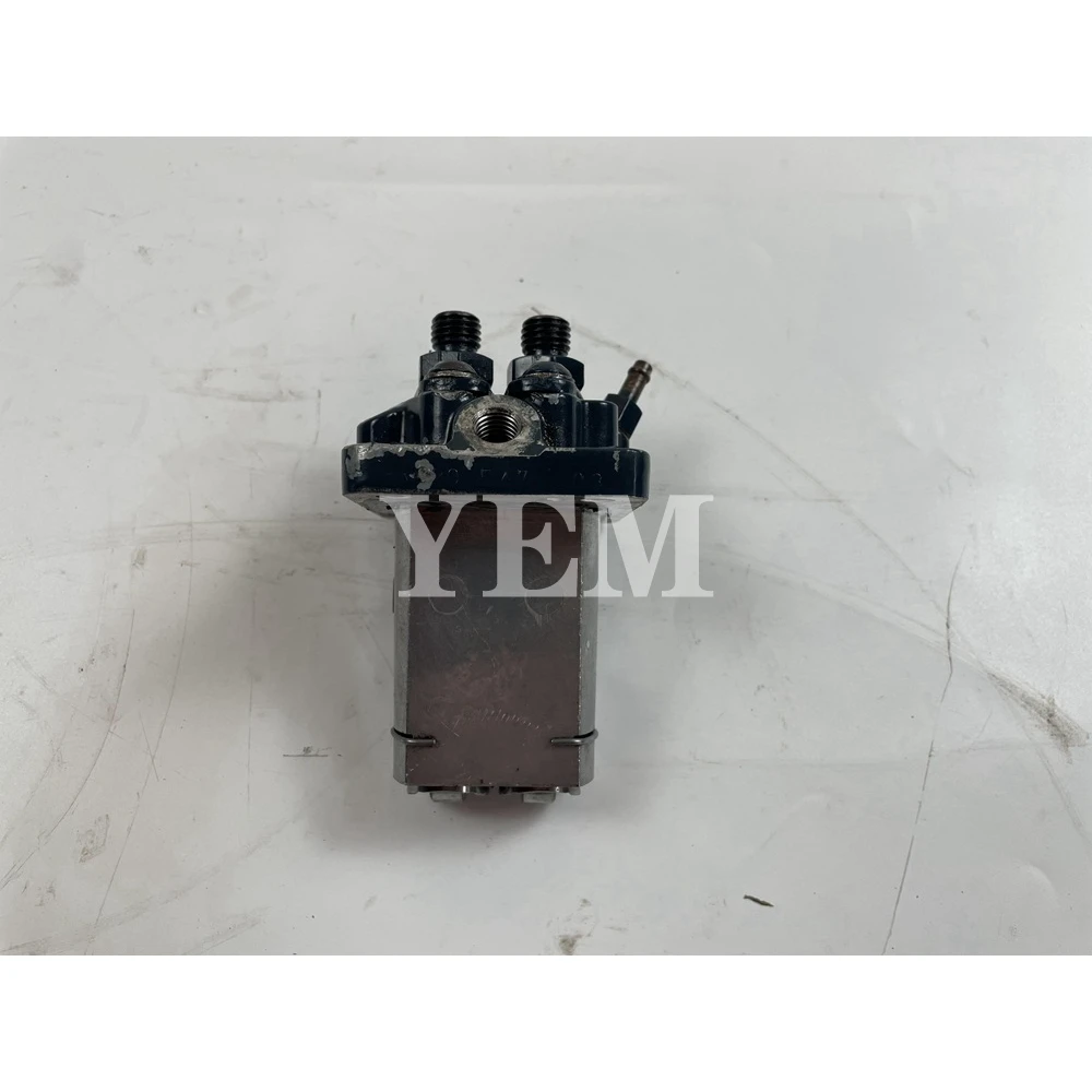 Fuel Injection Pump 15852-51011 Fit for Kubota Z430 Engine