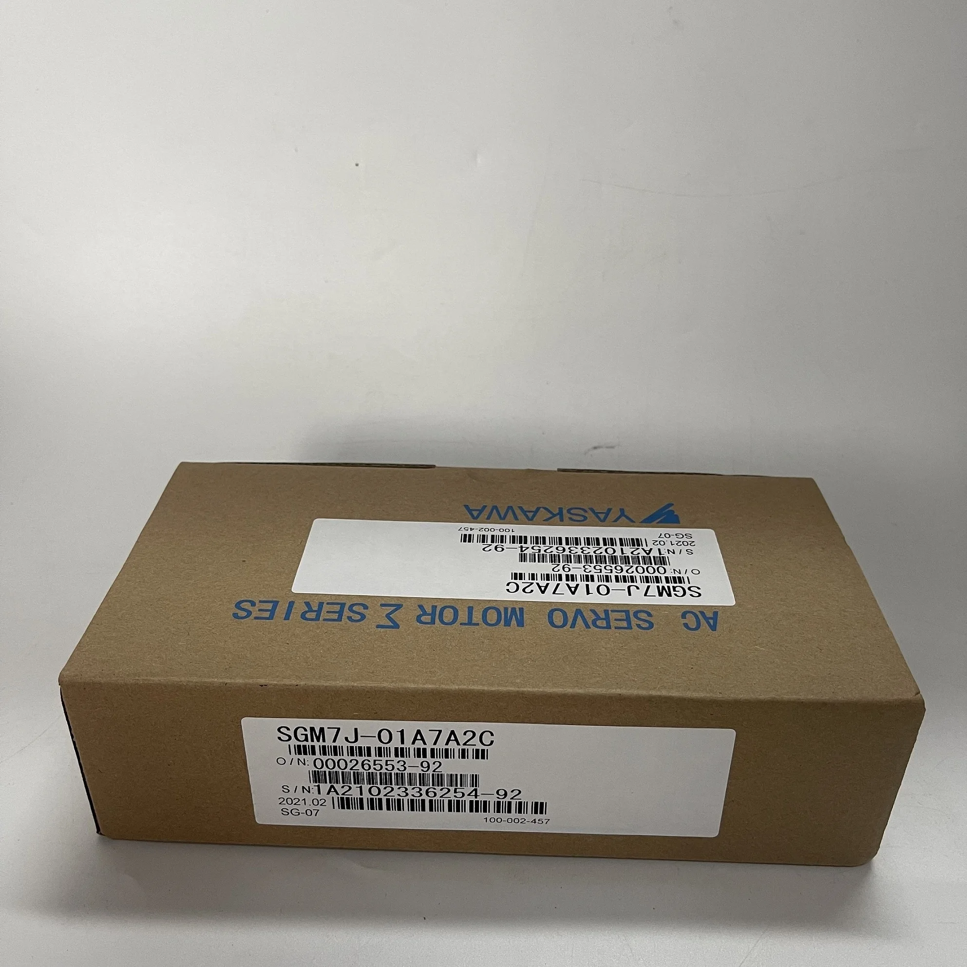 Yaskawa AC Servo Motor SGM7J-01A7A2C