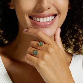 Fashion 925 Silver Retro Light luxury pattern ring Green moss agate ring fine jewelry