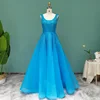 สีฟ้า