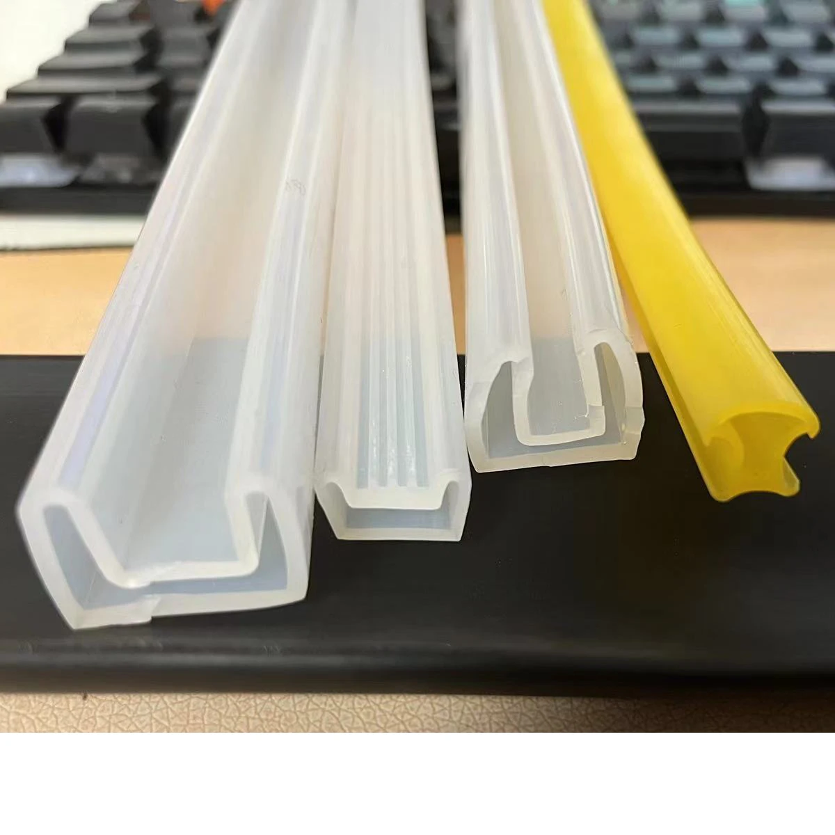 Custom Any Size Silicone Rubber Inflatable Seal Door Gasket
