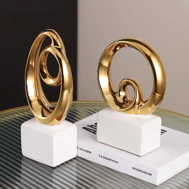 Wholesale Light Luxury White Modern Glazed Ceramic Bedroom Accessories Decoration Creative Unique Art Home Decor Items