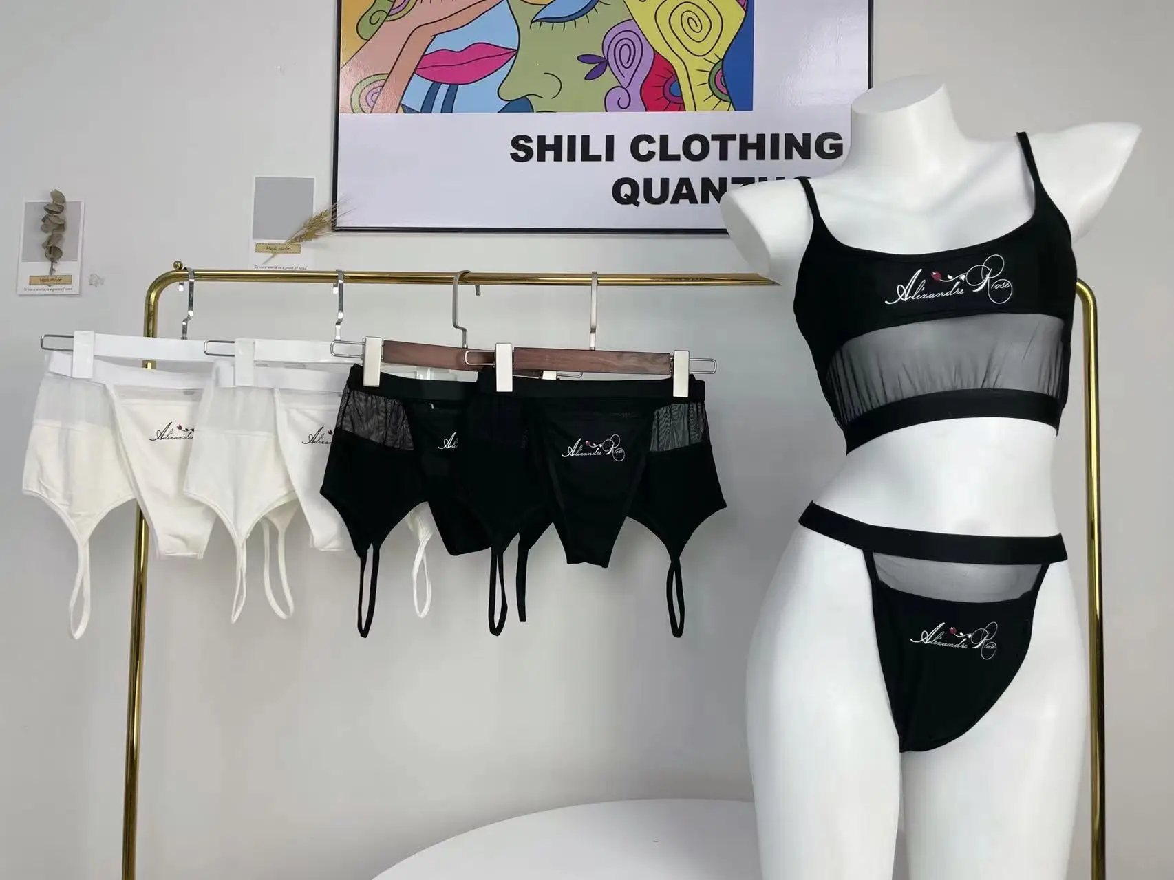 Femmes personnalisées Lingerie Sexy grande taille ensemble de sous-vêtements dames coton sous-vêtement bikini et ensemble de soutien-gorge_voghion.com