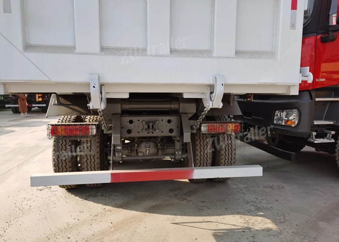 8x4 dump truck 