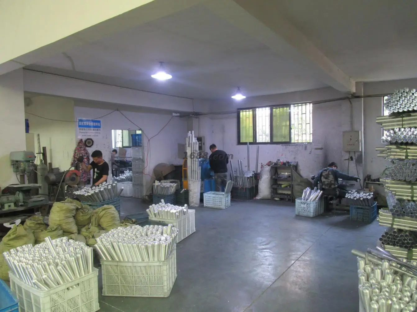 Yiwu Jianhai E-Commerce Co., Ltd. 3