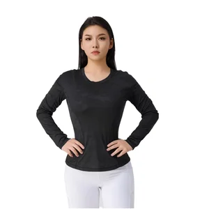 Women's Customized Quick Dry Compression Shirts Solid Pattern Design for Sports Fitness Summer Season Yoga Wear Sport Clothes