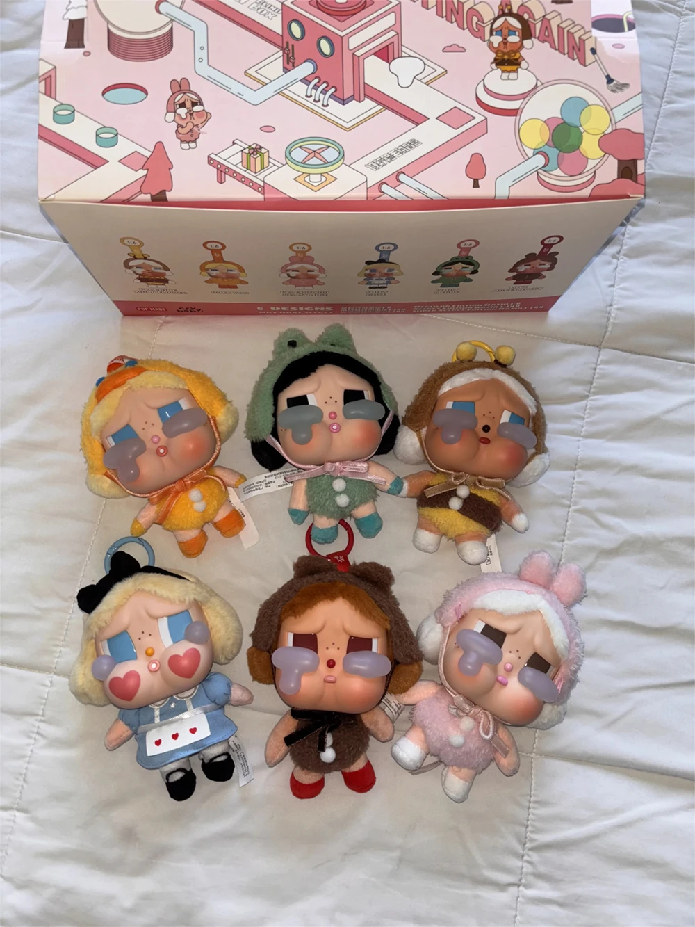 Popmart Crybaby ぬいぐるみ　大サイズ　3点　未開封 POP MART Blind Box Mystery - Crybaby & Friends Plush Toys