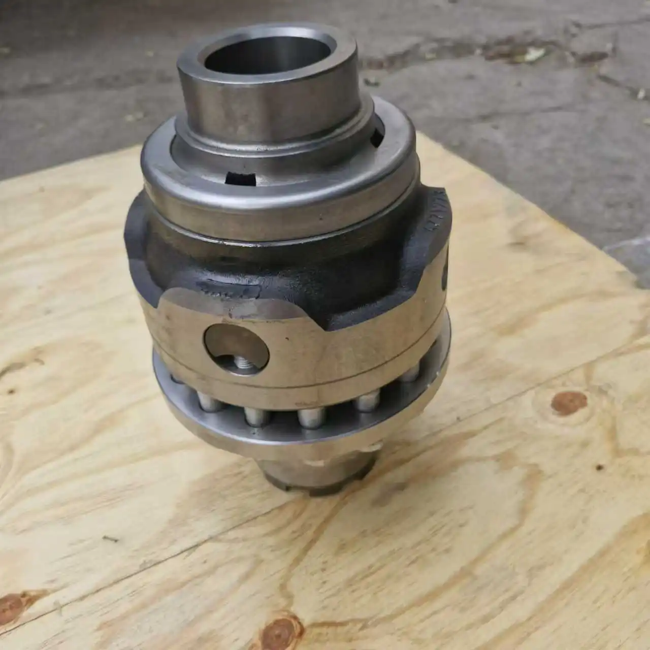 Yu〜suke Suporte Estepe Sinotruk Howo 380 A7 Completo WG9719860027