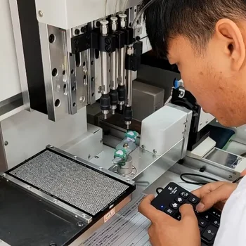 China Manufacturer Automatic CNC Diamond Setting Machine for Jewelry 3D Stone Setting Machine