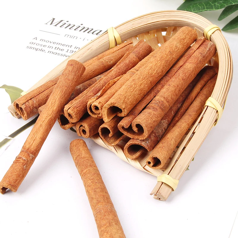Wholesale High Quality Peeling Cinnamon Sticks Edible Organic Good Smell Cinnamon Rolls for Tea Wine Herbal Tea and Decoration