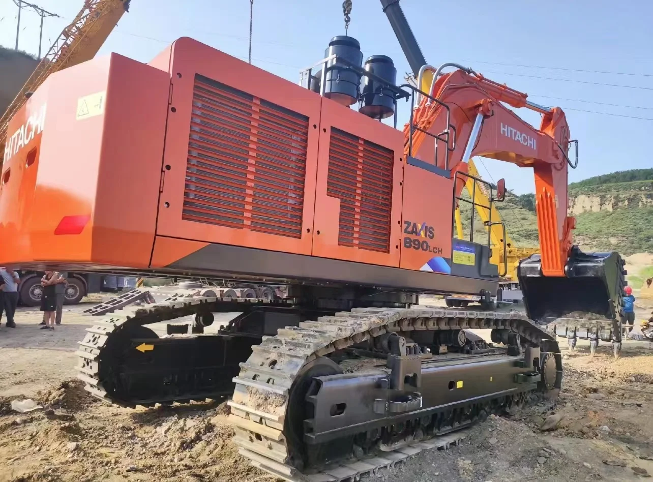 【返品?交換対象商品】 Used Excavators Crawler Excavator Digger Hitachi ZX 890 バッグ