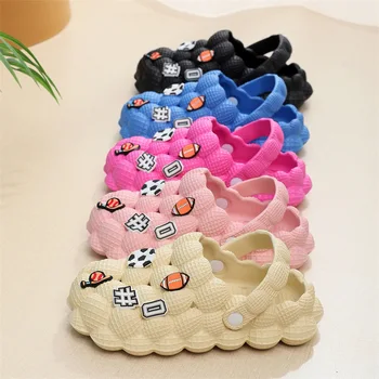 Hot Sale Mules Clogs Women Sandals and Slippers Wholesale Indoor Outdoor Cartoon Garden Shoes Home Slippers For Ladies