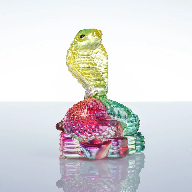 2025 Hot Sale custom horoscope small 3D glass crystal figurine crystal snakes manufacture