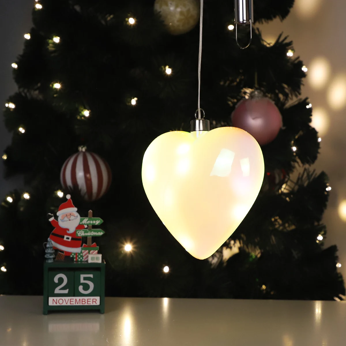 LED Battery operated Peal White Glass Hearts Bauble Seasonal Ornaments for sale factory