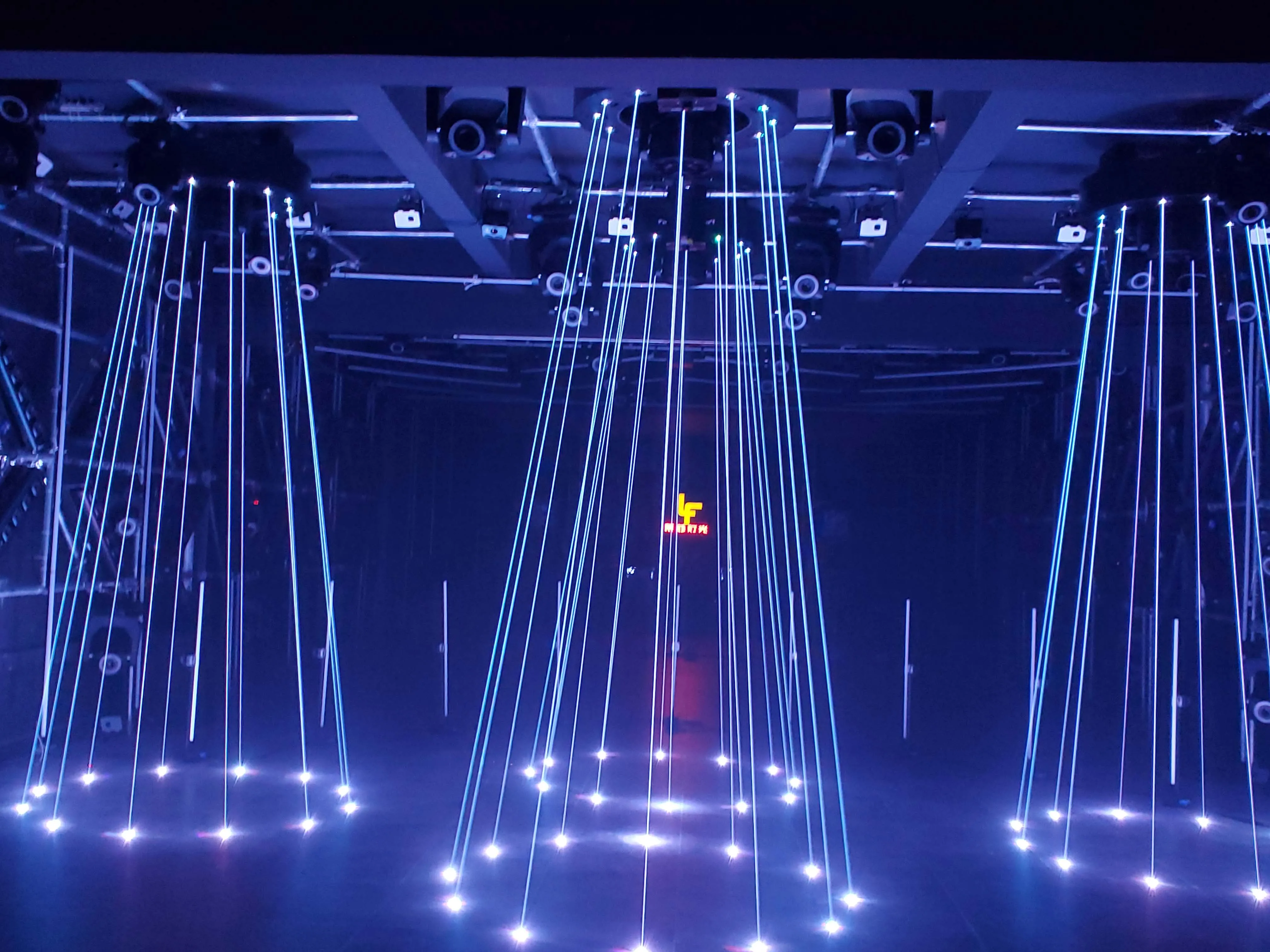 New Disco Laser 3d 24w Programmable Rgb Dmx Beam Dj Laser 12 Eyes Laser Party Light For Night