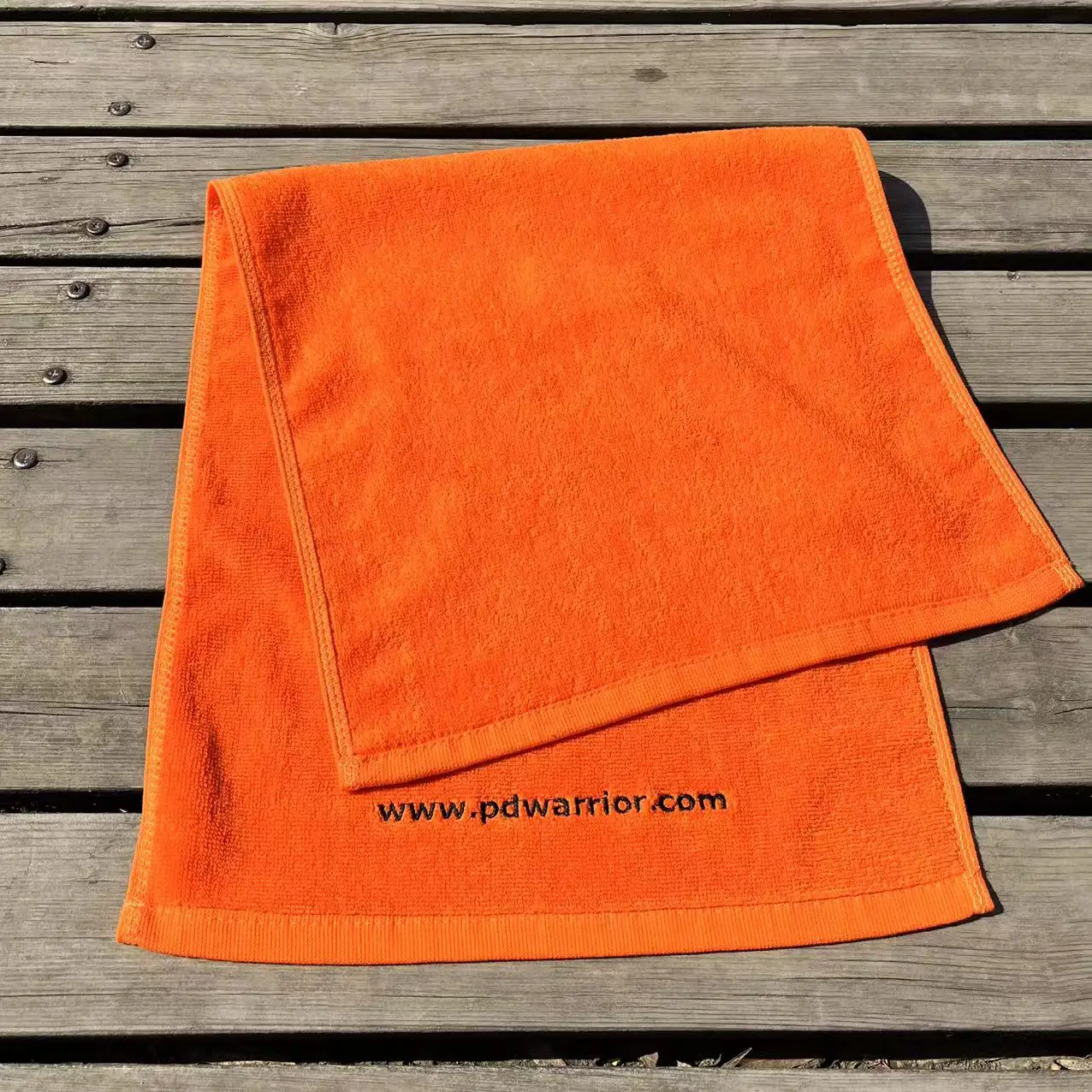 High Quality 100% Cotton Custom Embroidered Logo Hand Bath Beach Towel Thick Woven Compressed  Bath Sheets