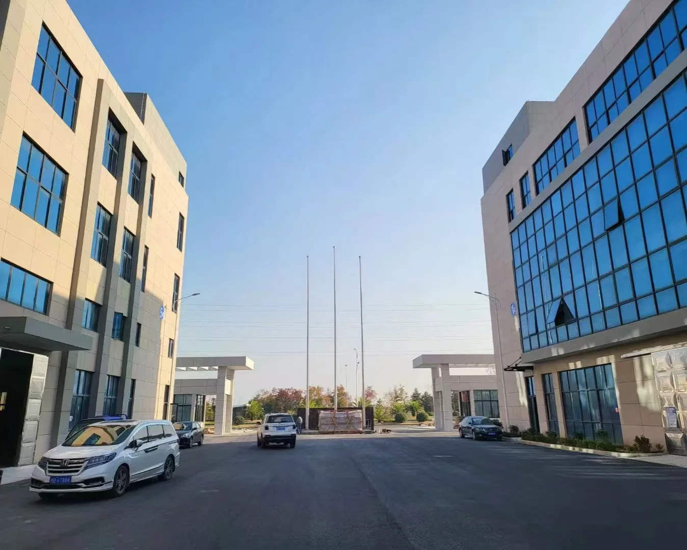 Shenzhen Lechao International Trade Co., Ltd. 1