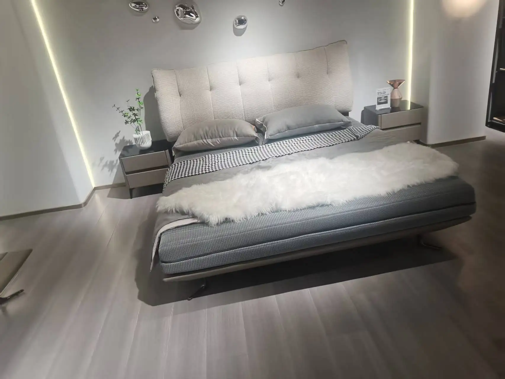 Ganzhou Baichuan Furniture Co., Ltd. 2