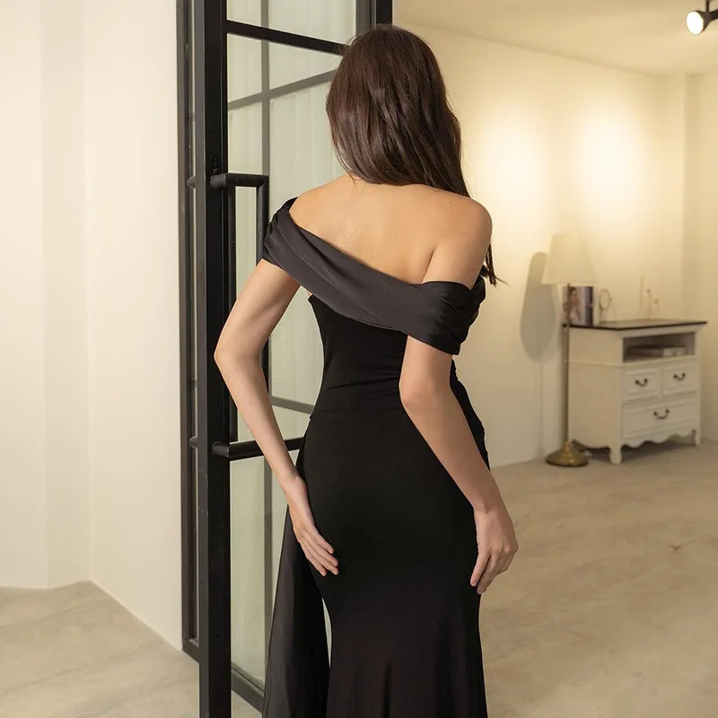 elegant bodycon wedding shoulder dresses Bodycon Off-the Shoulder Satin Simple Wedding Dress Sleeveless Short H –  DorrisDress