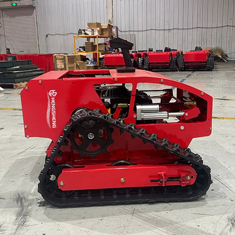 CE/EU/EPA Remote-controlled Tracked Lawn Mower Cutting Width 550mm Longxin Engine One-key Start 3.3 Acres Per Hour Robotic Mower