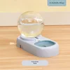Modelo de agua potable azul con cartucho filtrante.