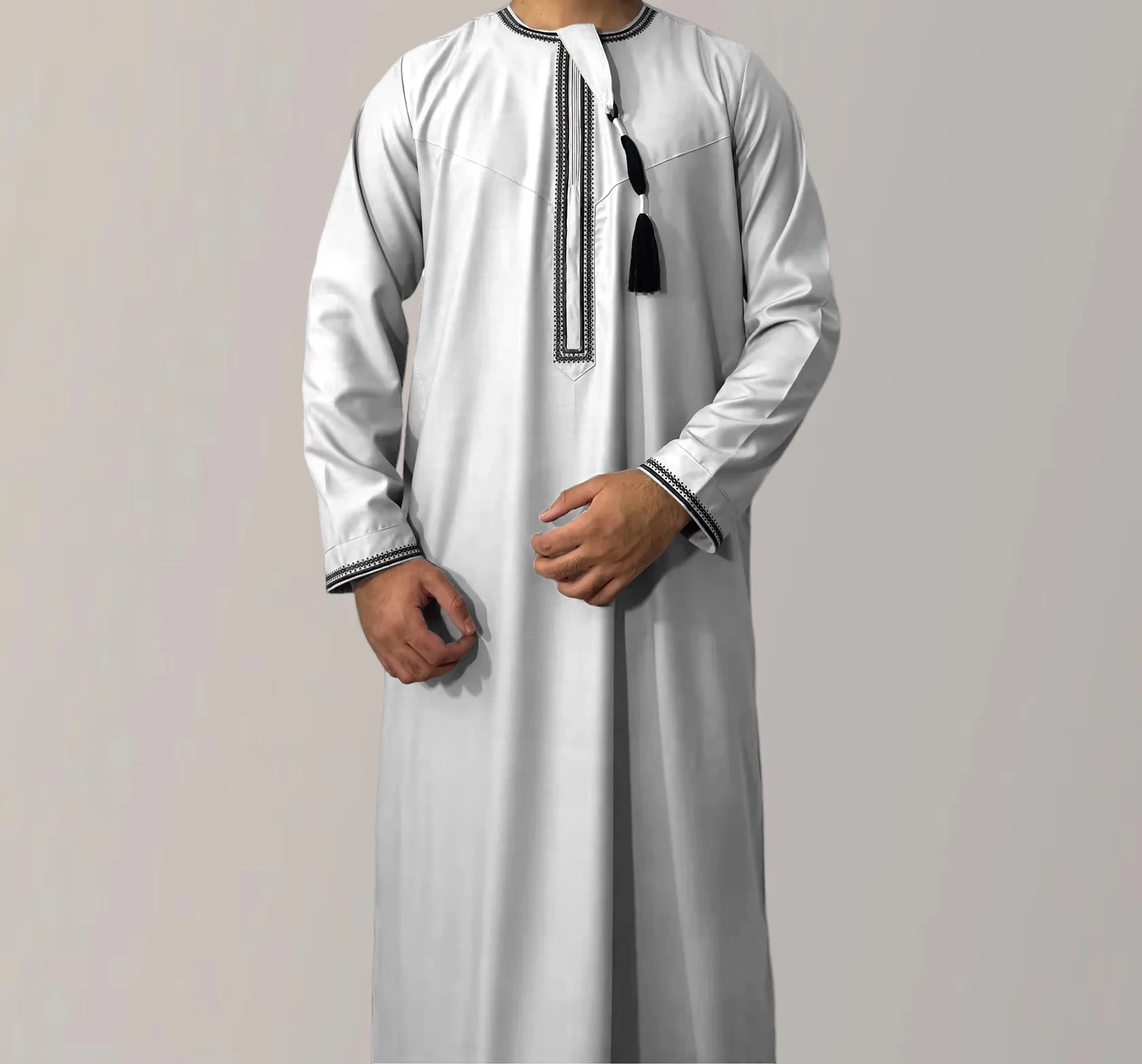 Casual Islamic Men's Long Kaftan Jalabiya Thobe Embroidered Moroccan Robes Wholesale From Saudi Arabia