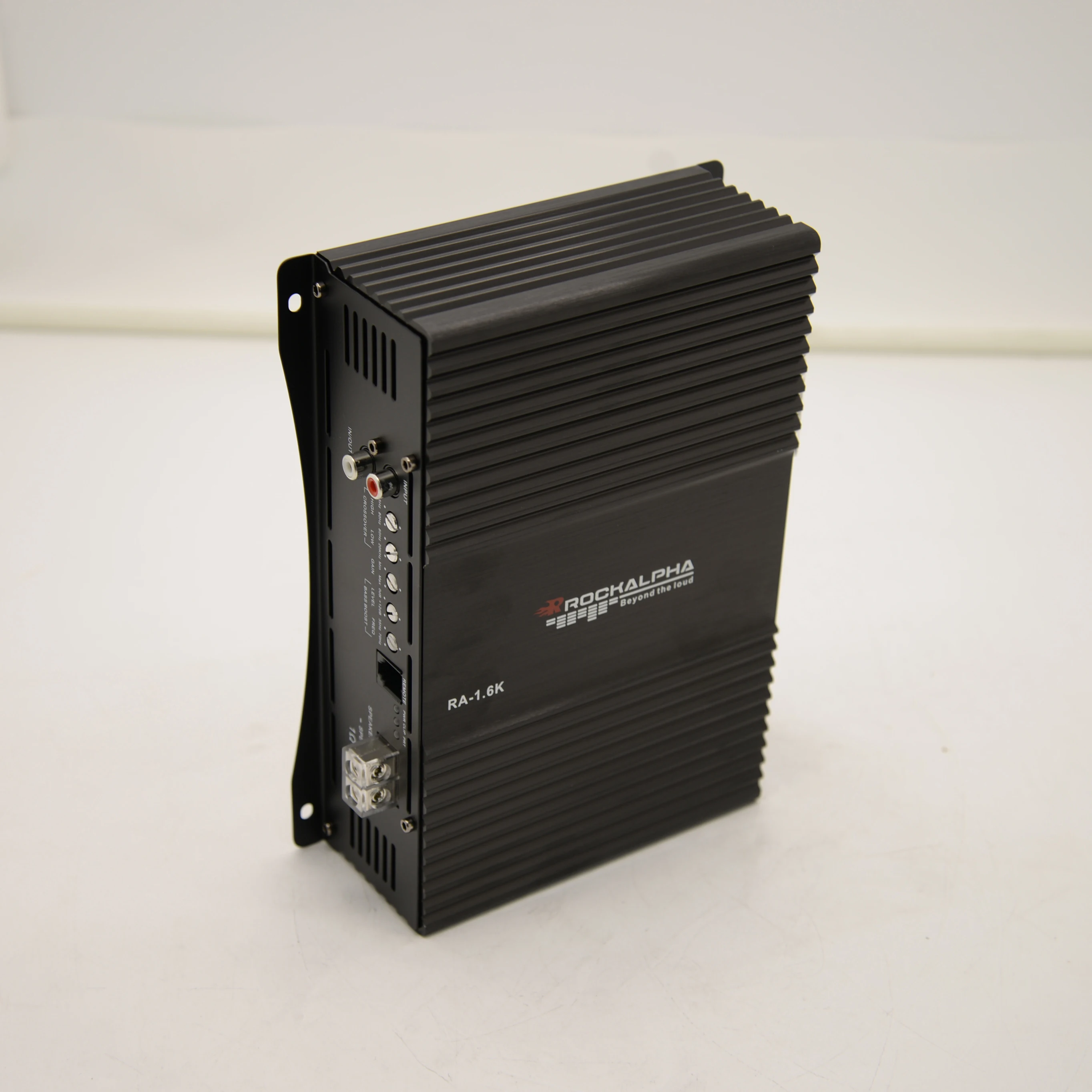 ROCKALPHA RA-1.6k 1CHアンプ